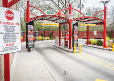 Vehicle lanes and payment kiosks at the Pulaski Road Nappa location.